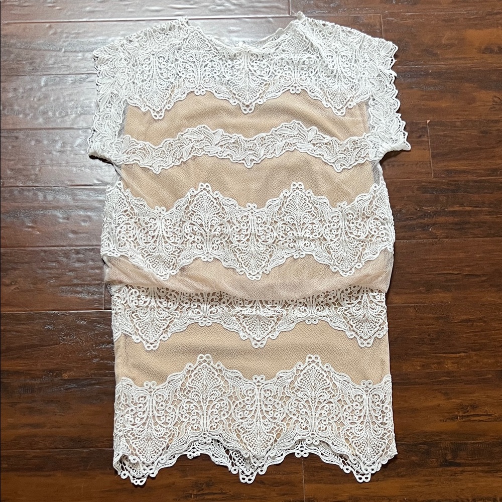 Tadashi Shoji Nude w/ White Lace Tiered Sheer Bubble Hem Mini Dress Size 12